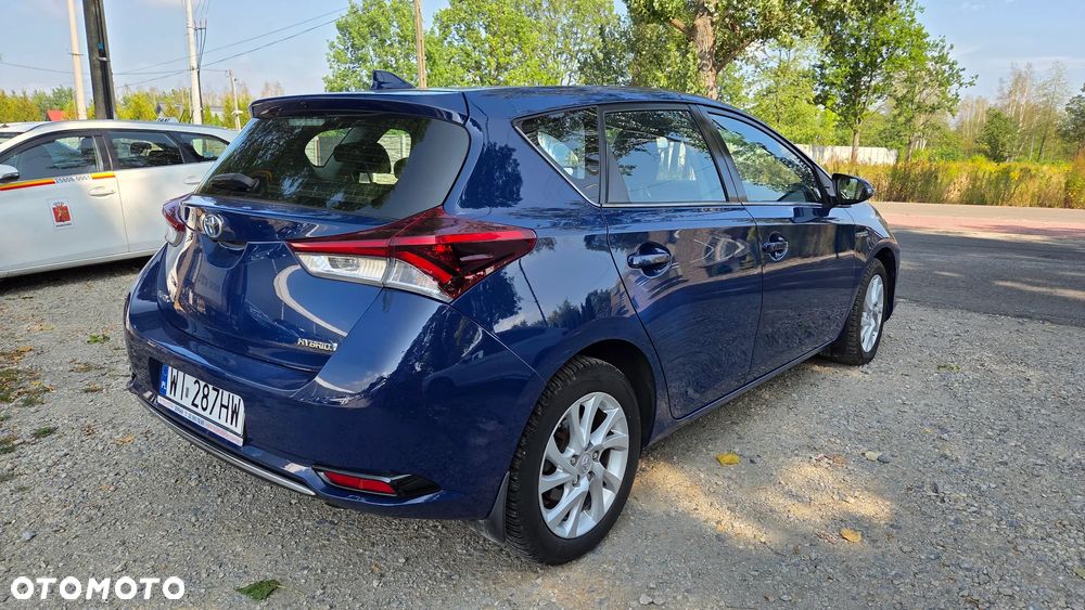 Toyota Auris Hybrid 135 Comfort - 6