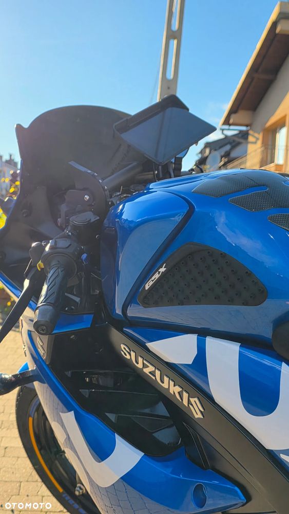 Suzuki GSX-R - 6