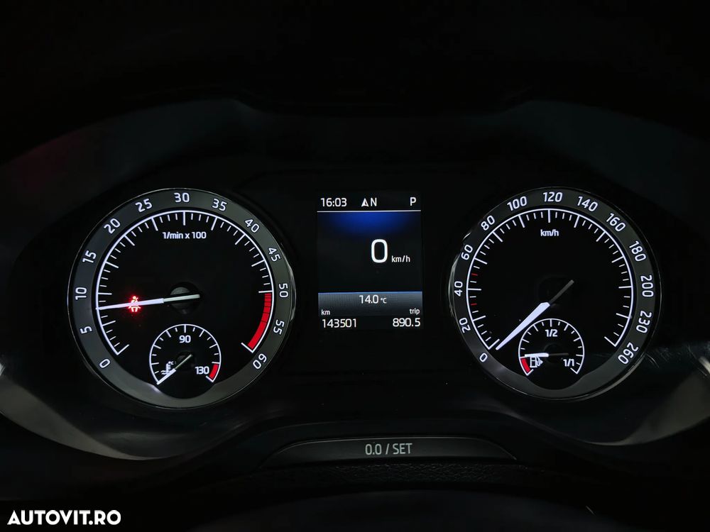 Skoda Karoq 1.6 TDI DSG Ambition - 23