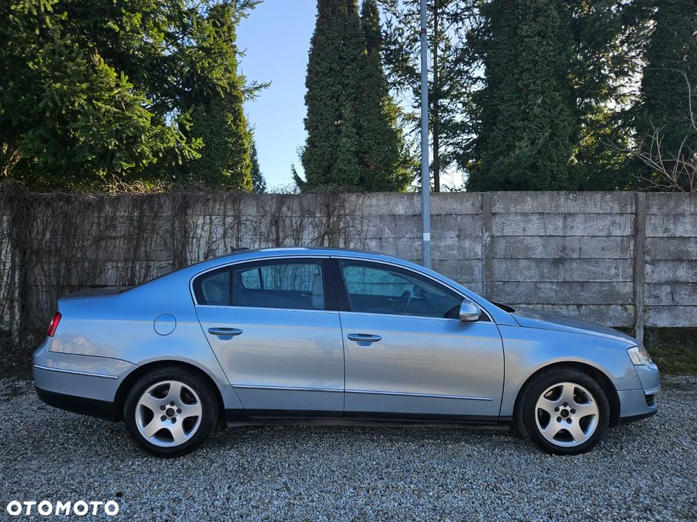 Volkswagen Passat 2.0 TSI Highline DSG - 12