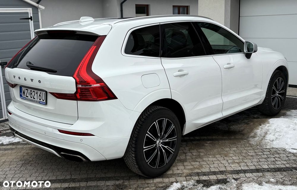 Volvo XC 60 T5 AWD R-Design - 5