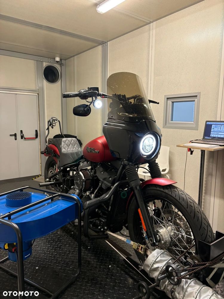 Harley-Davidson Softail Street Bob - 7