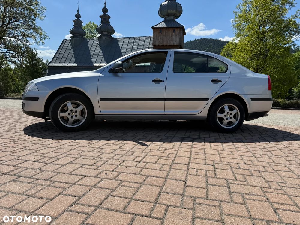 Skoda Octavia 1.6 Active - 8