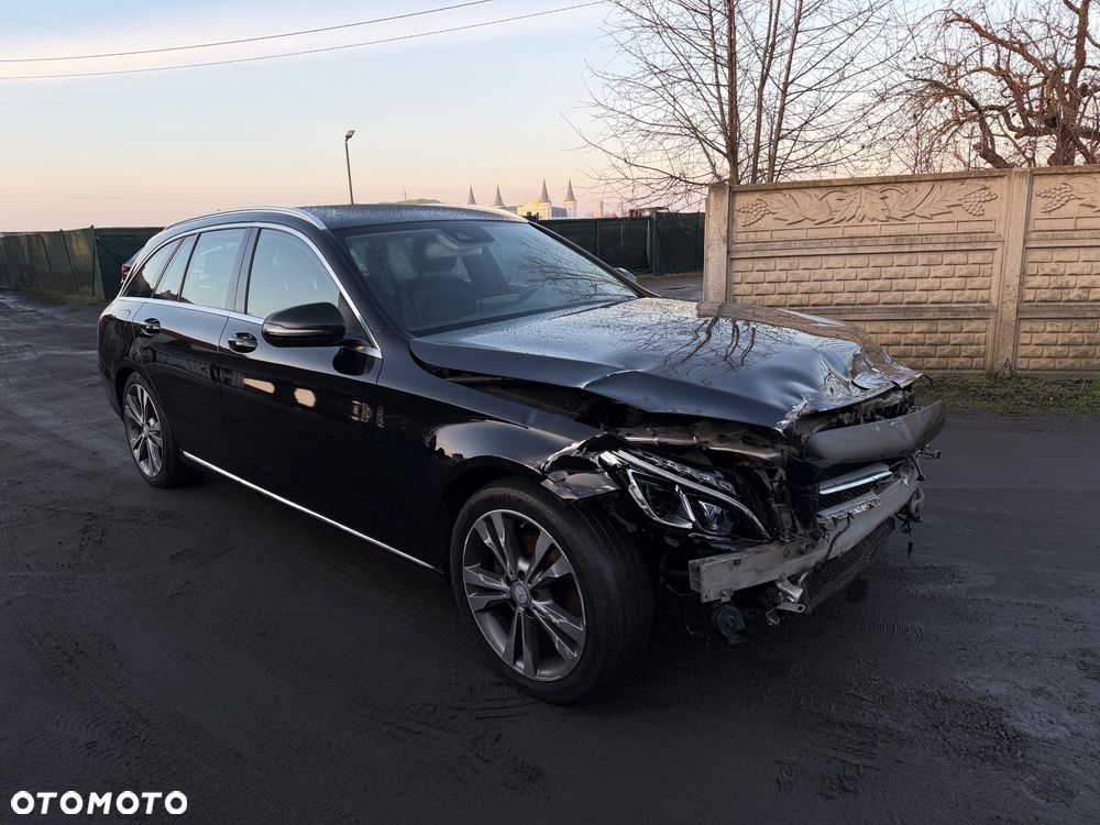 Mercedes-Benz Klasa C 220 CDI Avantgarde Edition - 5