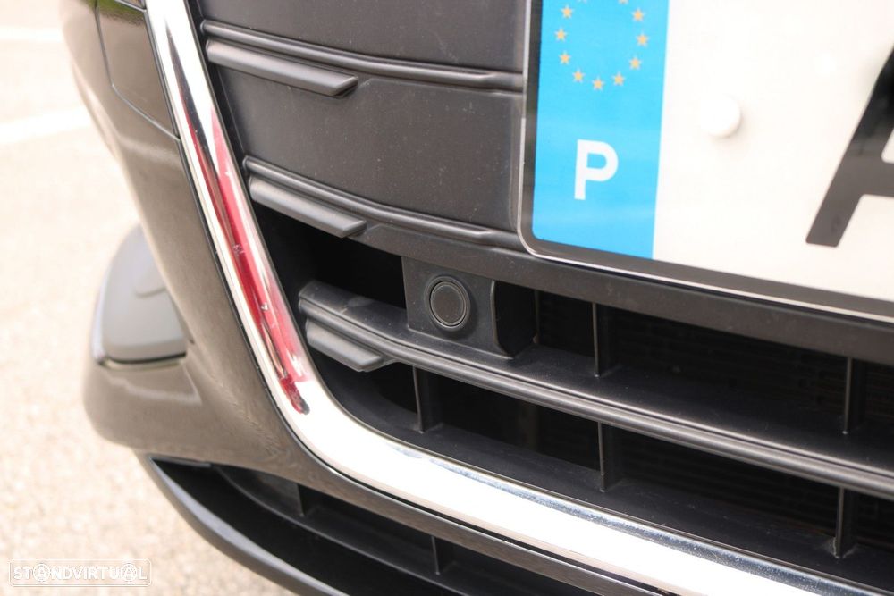 Audi A4 Avant 30 TDI S tronic - 14