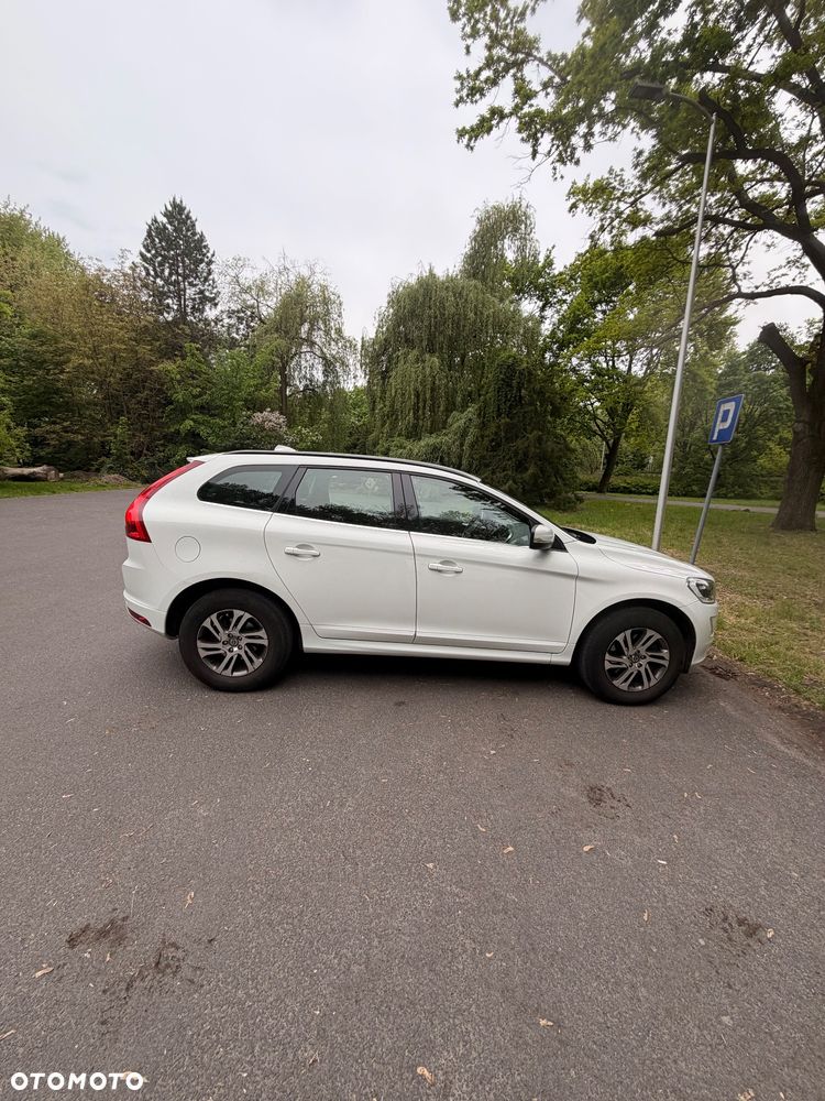 Volvo XC 60 - 6
