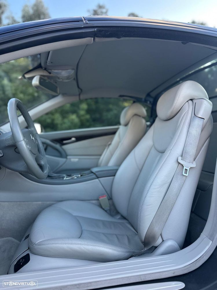 Mercedes-Benz SL 500 Standard - 21