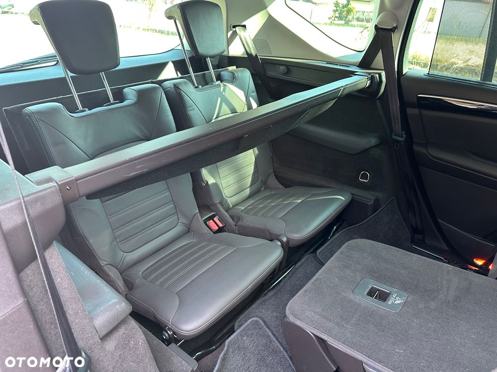 Renault Espace 1.6 dCi Energy Magnetic EDC 7os - 17
