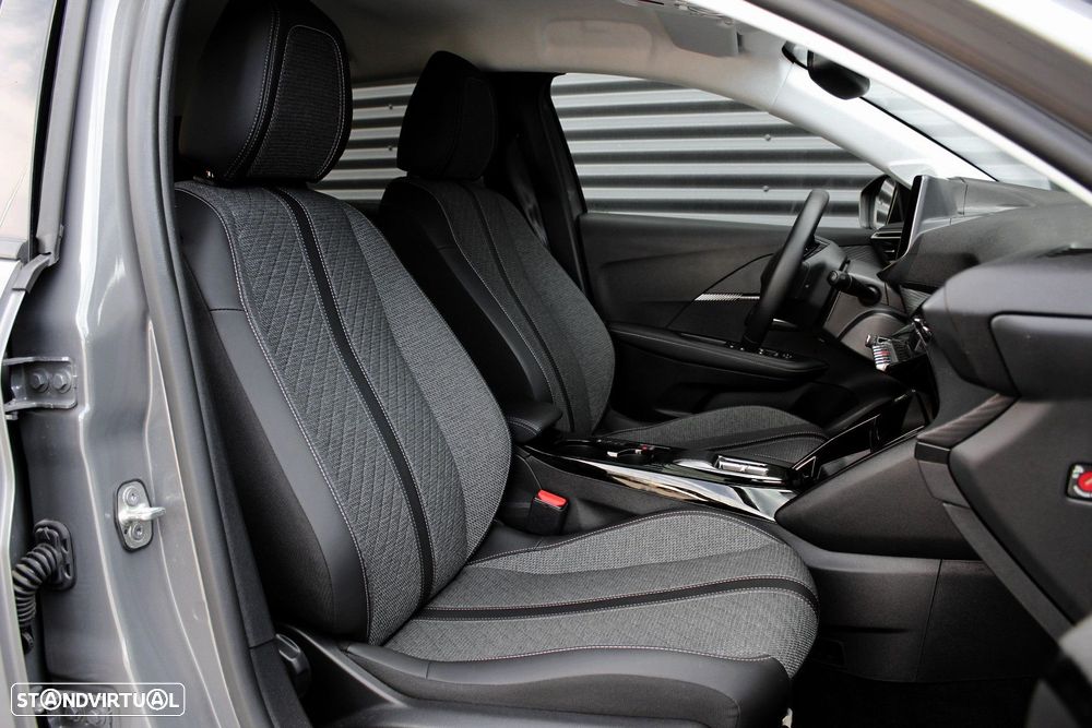Peugeot e-208 50 kWh Style - 33