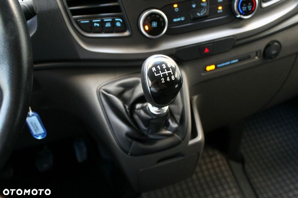 Ford Transit Custom Kombi-Van 320 L2H1 Trend - 23