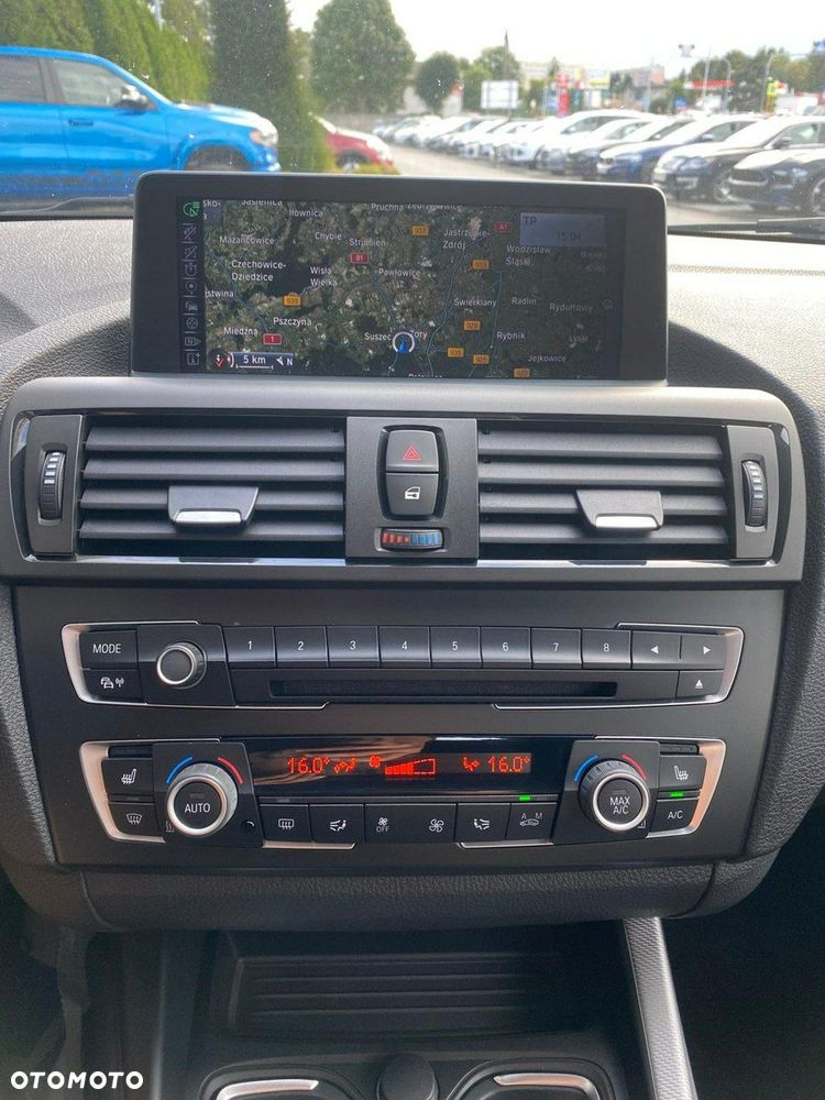 BMW Seria 1 116d Sport Line - 10