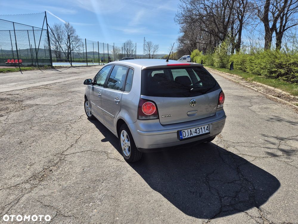 Volkswagen Polo - 4