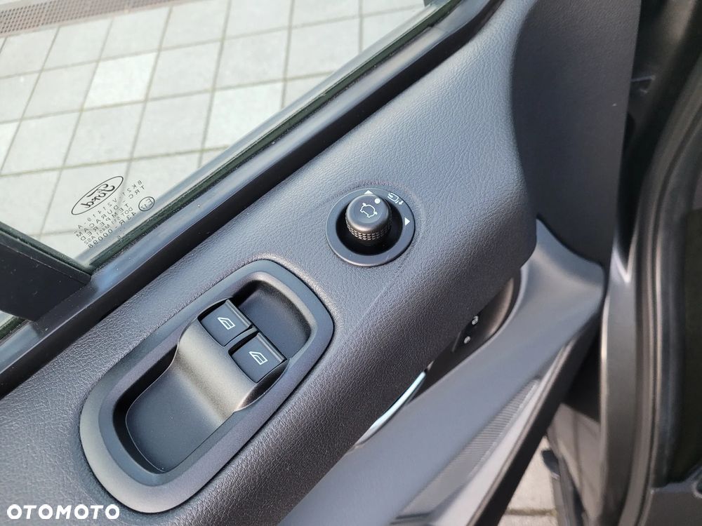 Ford Custom SPORT KAMERA KLIMA WEBASTO FV23% - 19