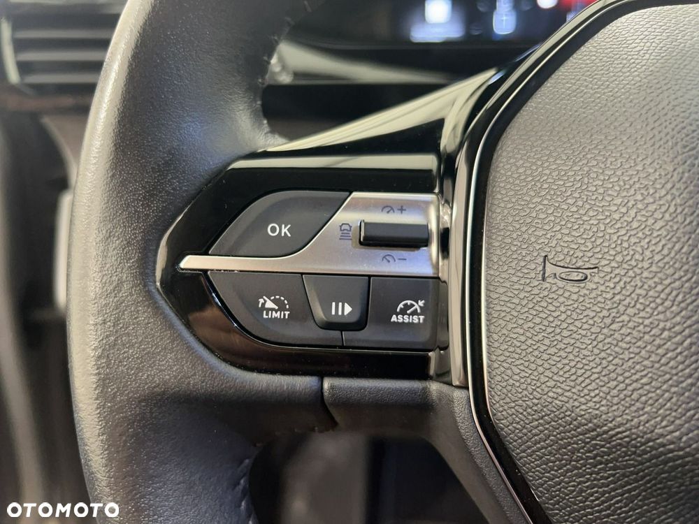 Peugeot 308 1.5 BlueHDi Allure Pack S&S EAT8 - 23