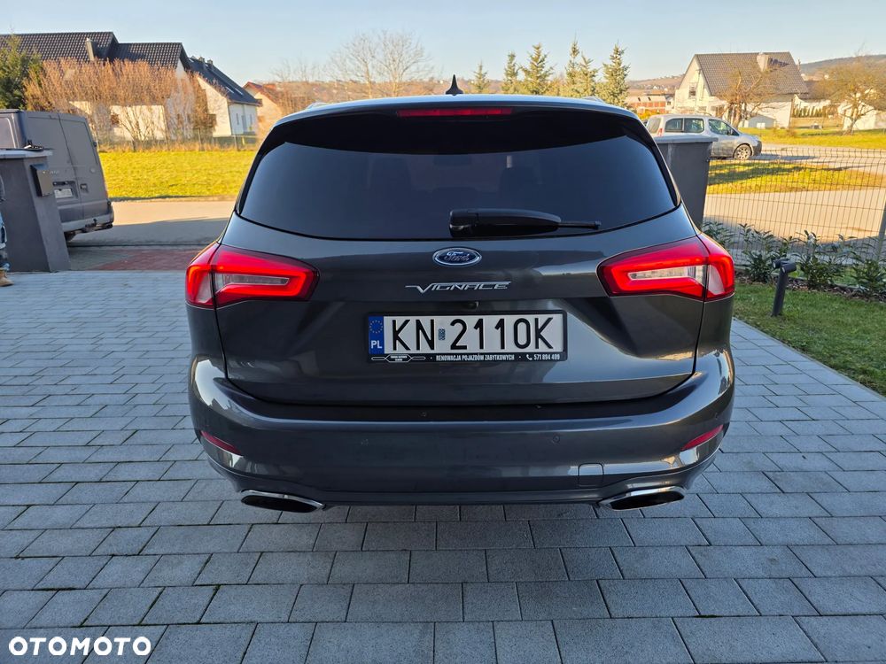 Ford Focus ver-1-5-ecoboost-start--stopp--system-vignale - 5