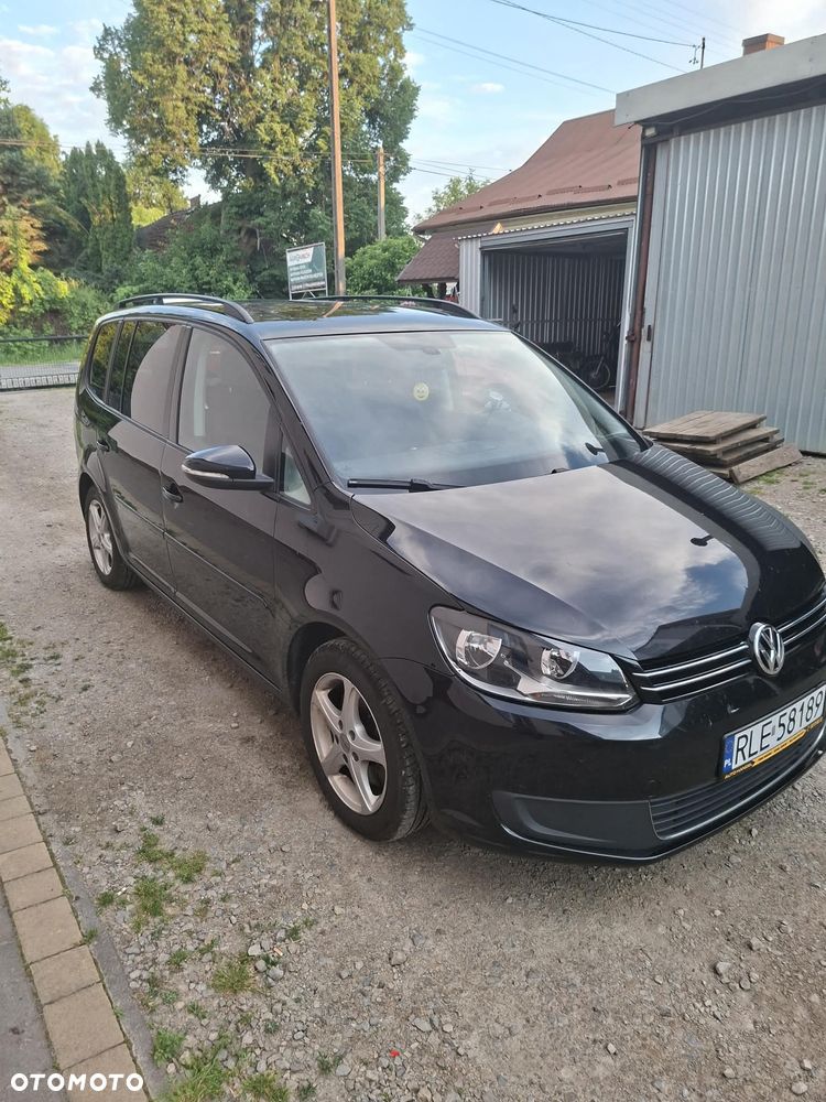 Volkswagen Touran - 1
