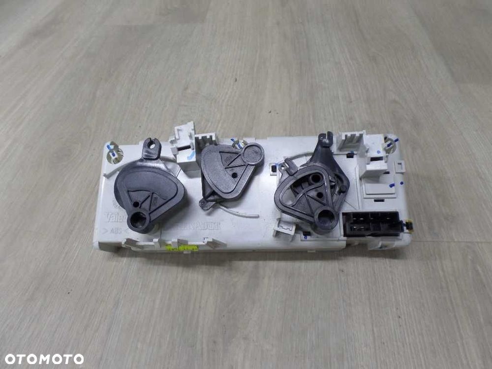 DAF LF 45 55 00-14 PANEL STEROWANIA NAWIEWU - 4