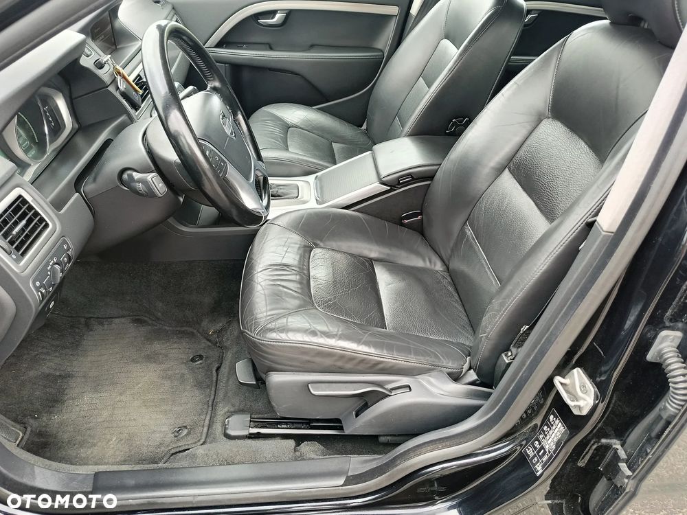 Volvo V70 D3 Geartronic Edition - 17