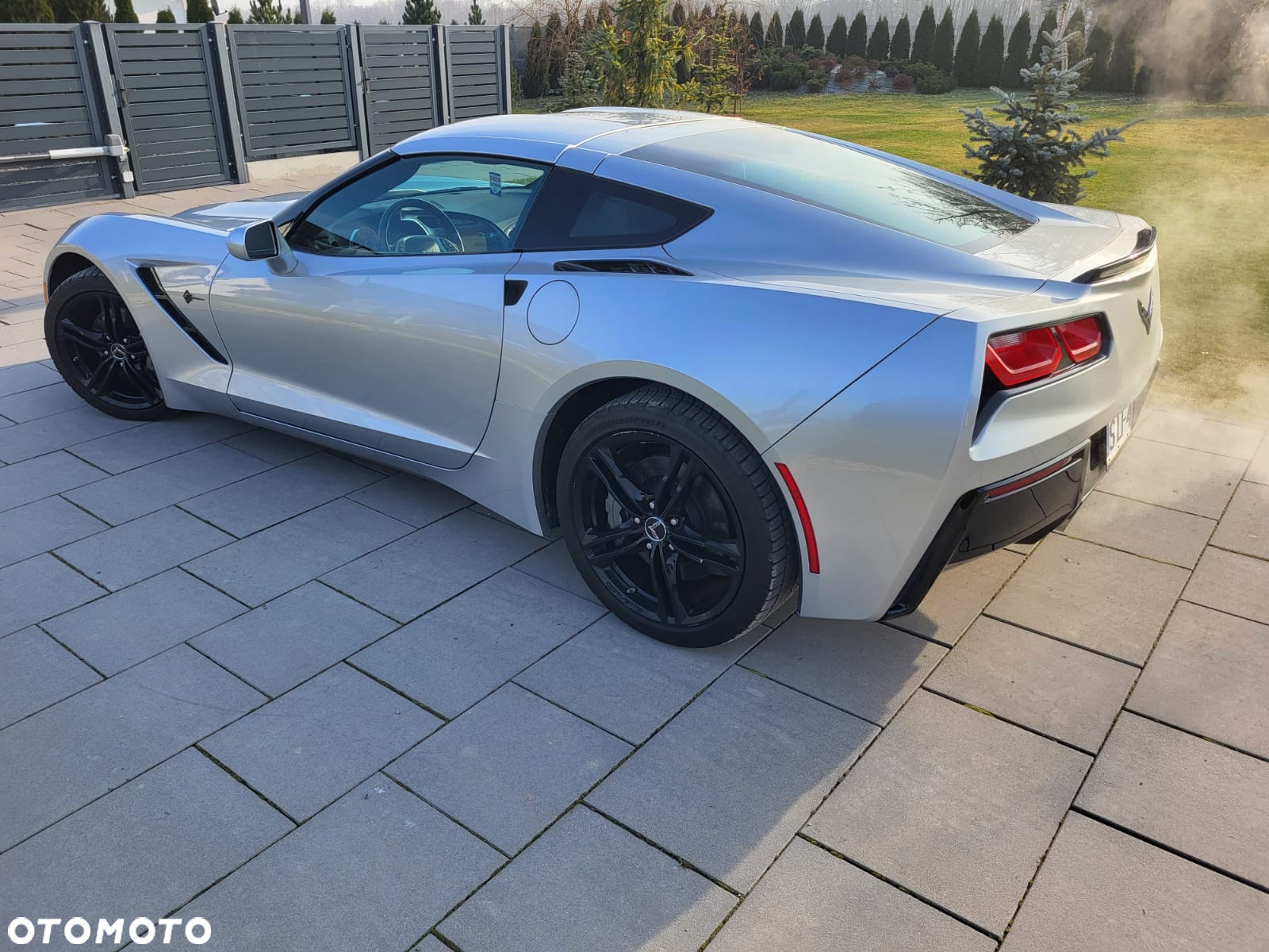 Chevrolet Corvette - 9