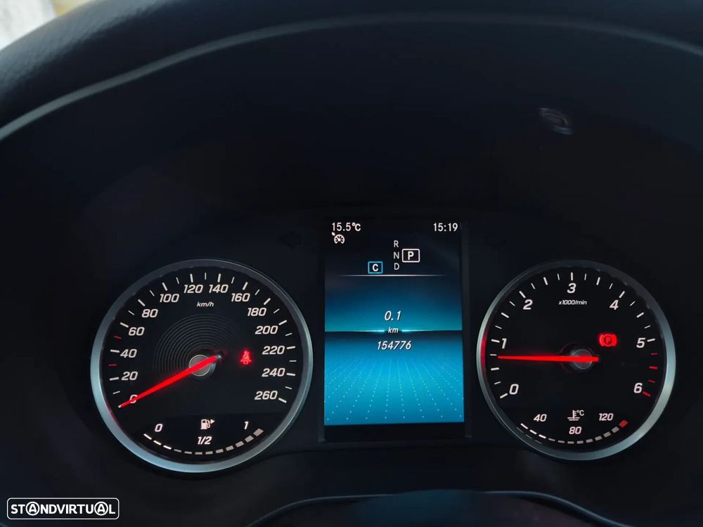 Mercedes-Benz C 200 - 23