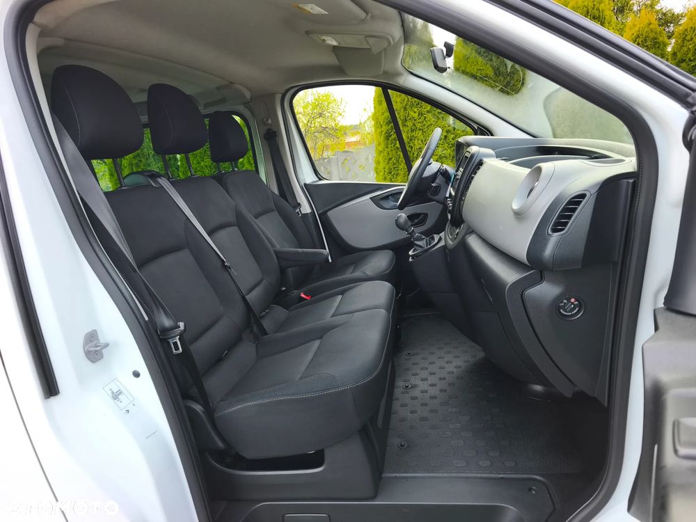 Renault Trafic - 16