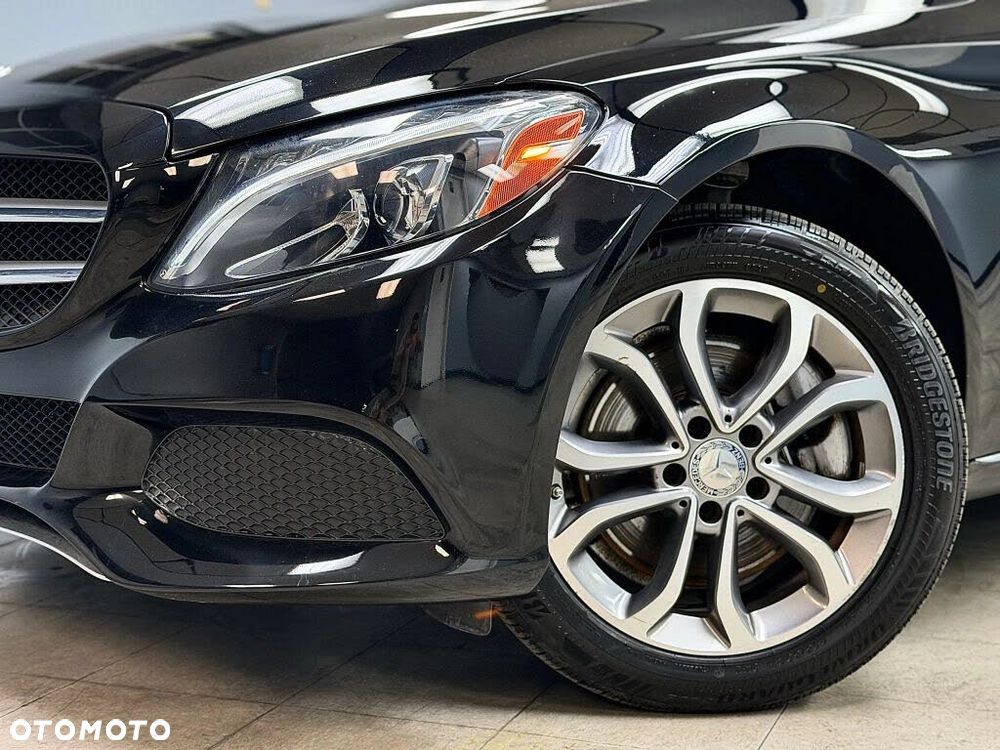 Mercedes-Benz Klasa C 300 7G-TRONIC - 3