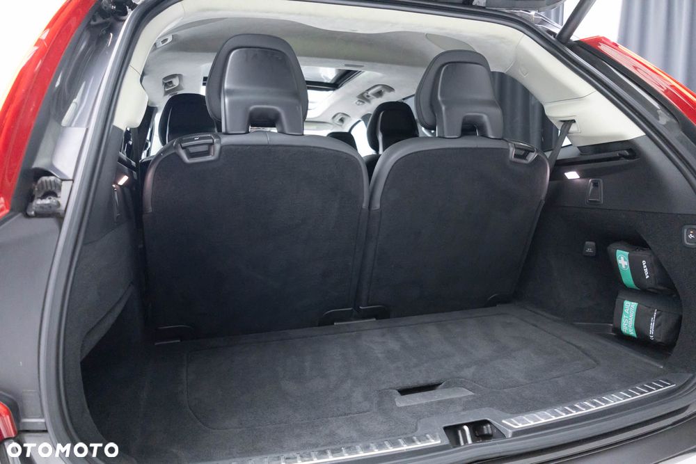 Volvo XC 90 B5 D AWD Ultimate Dark - 40