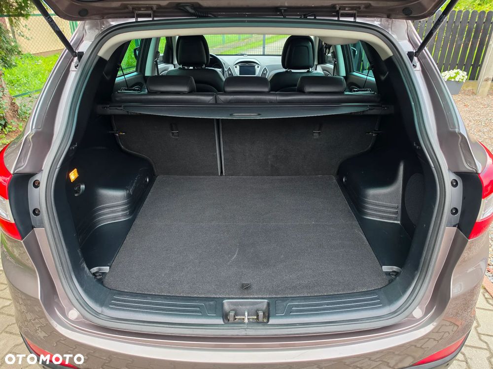 Hyundai ix35 1.6 2WD Fifa World Cup Edition - 31
