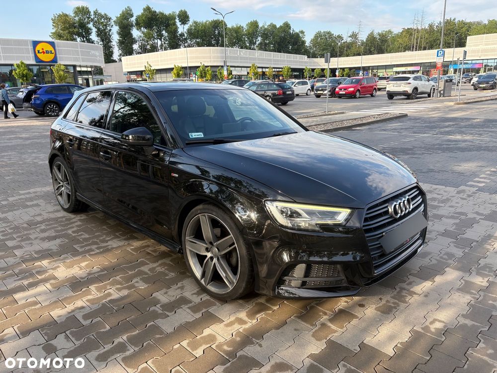 Audi A3 Sportback - 2