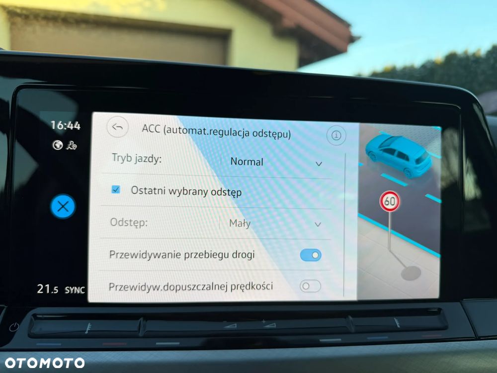 Volkswagen Golf 1.5 eTSI OPF DSG Life - 27