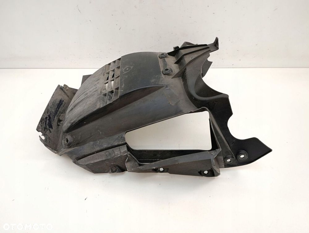 BMW C-EVOLUTION PŁUG NADKOLE PRZÓD - 5