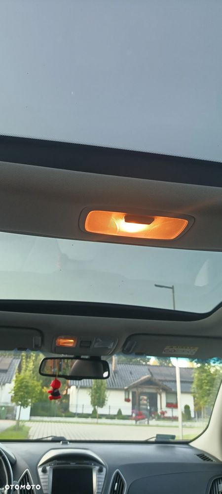Hyundai ix35 - 12