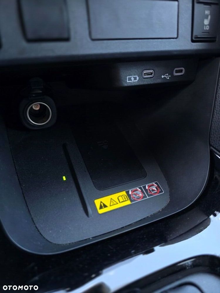 Toyota Yaris Cross Hybrid 1.5 Style - 17