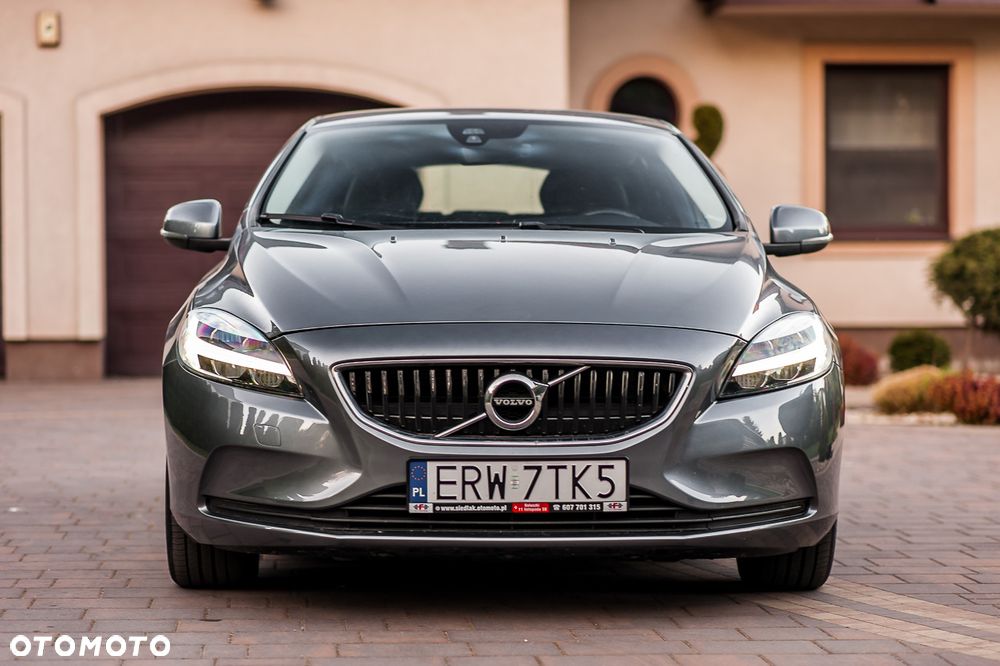 Volvo V40 D2 Drive-E Momentum - 3