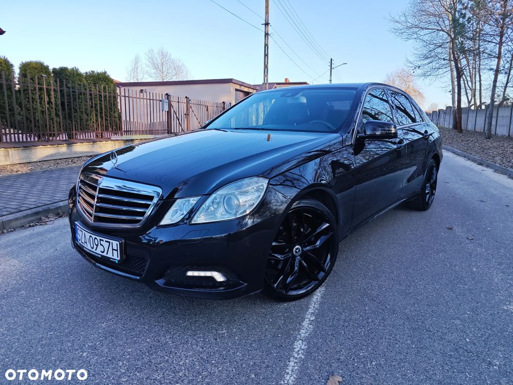 Mercedes-Benz Klasa E 200 CDI DPF BlueEFFICIENCY Automatik Avantgarde - 4