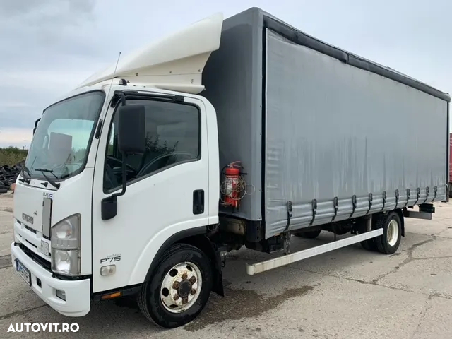 Isuzu P75 - 2