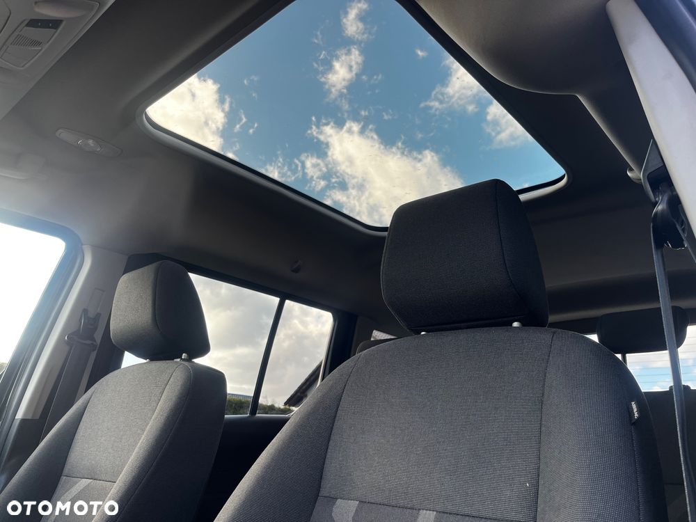 Ford Tourneo Connect Grand - 24