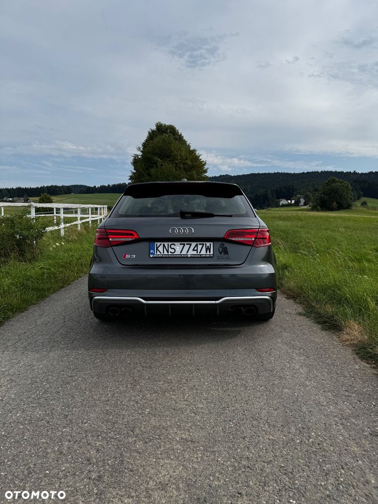 Audi S3 Sportback S tronic - 16