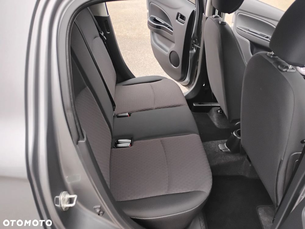 Mitsubishi Space Star 1.2 Clear Tec CVT Edition+ - 11