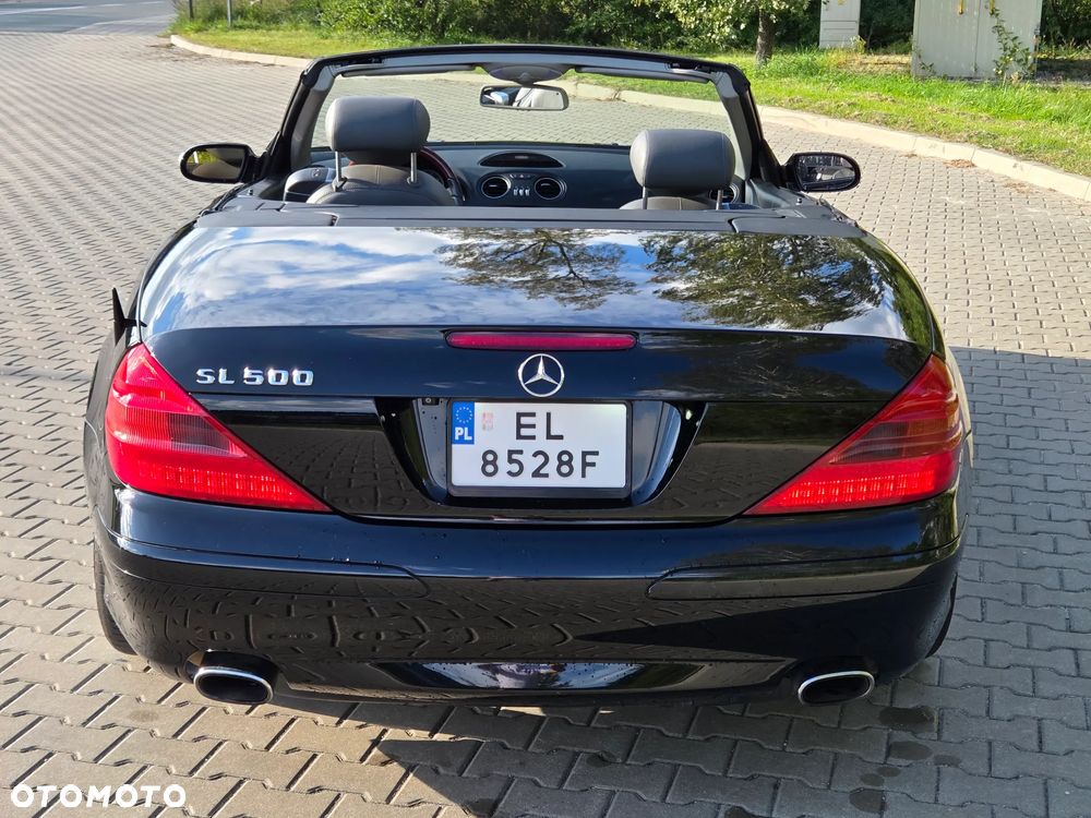 Mercedes-Benz SL - 23
