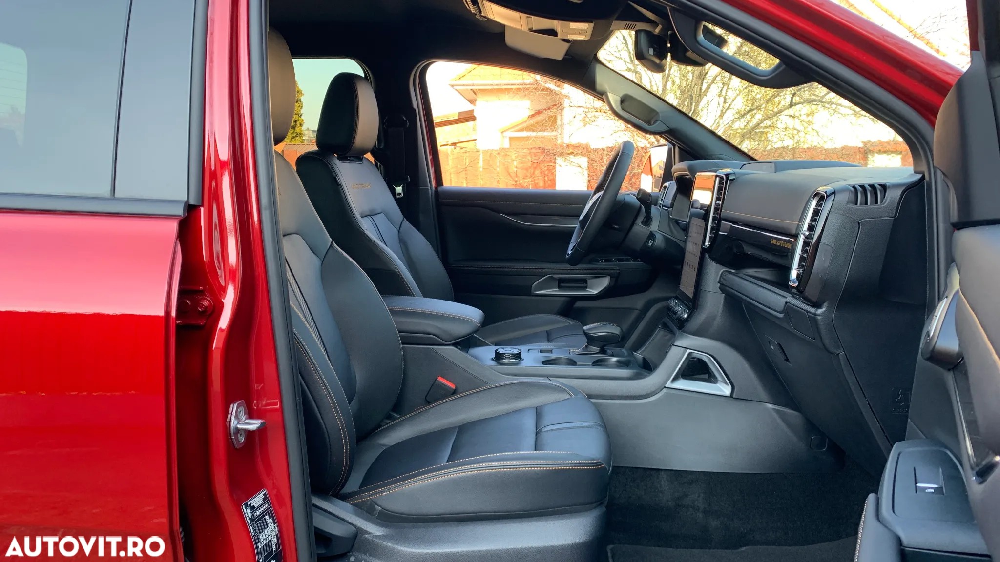 Ford Ranger Pick-Up 2.0 TD 205 CP 10AT 4x4 Double Cab Wildtrak - 15