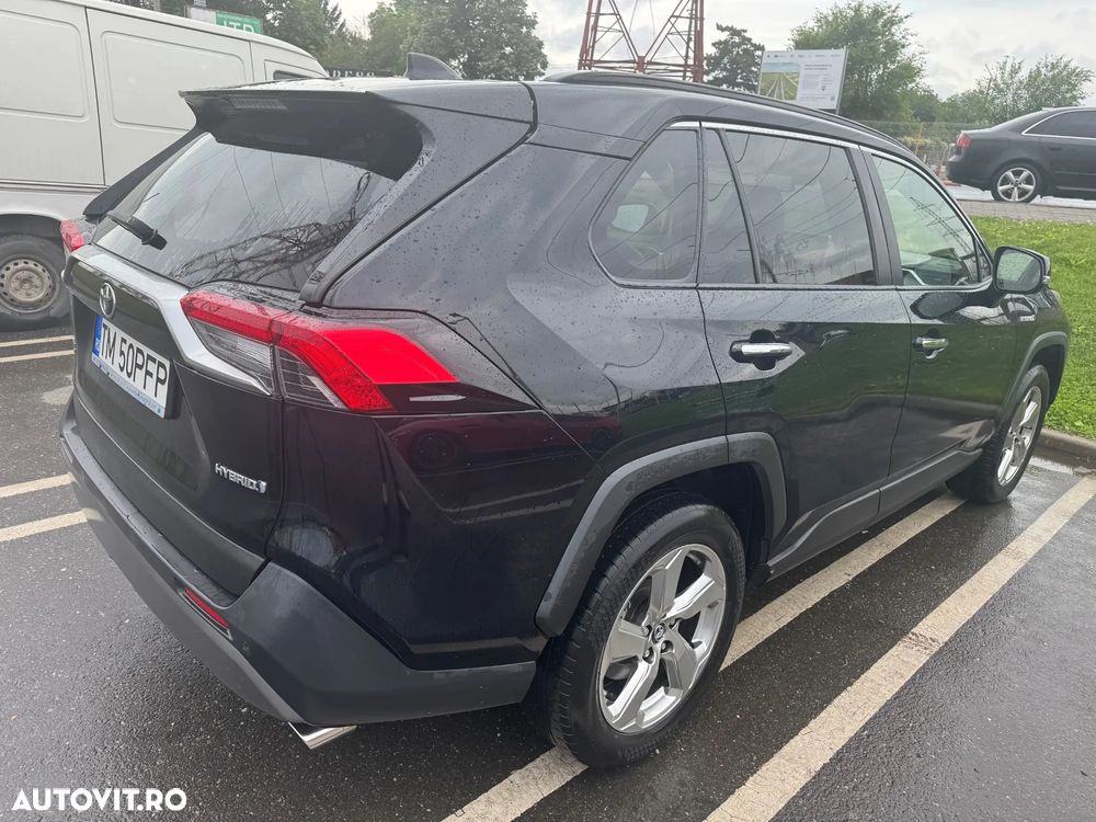 Toyota RAV4 - 4