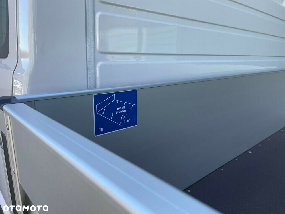 Volkswagen Crafter 35 2.0 TDI DOKA L3 140 KM - 19
