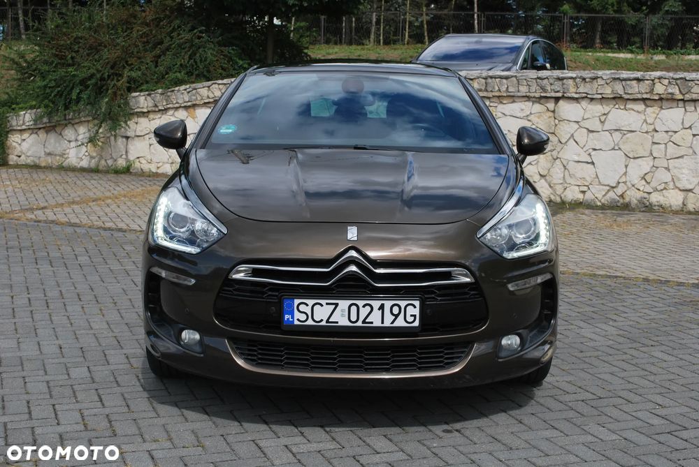 Citroën DS5 HDi 165 SoChic - 12