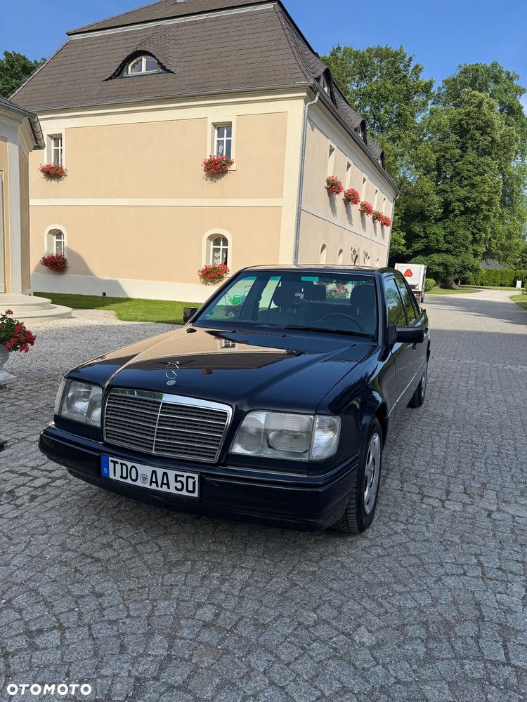 Mercedes-Benz Klasa E 220 - 1