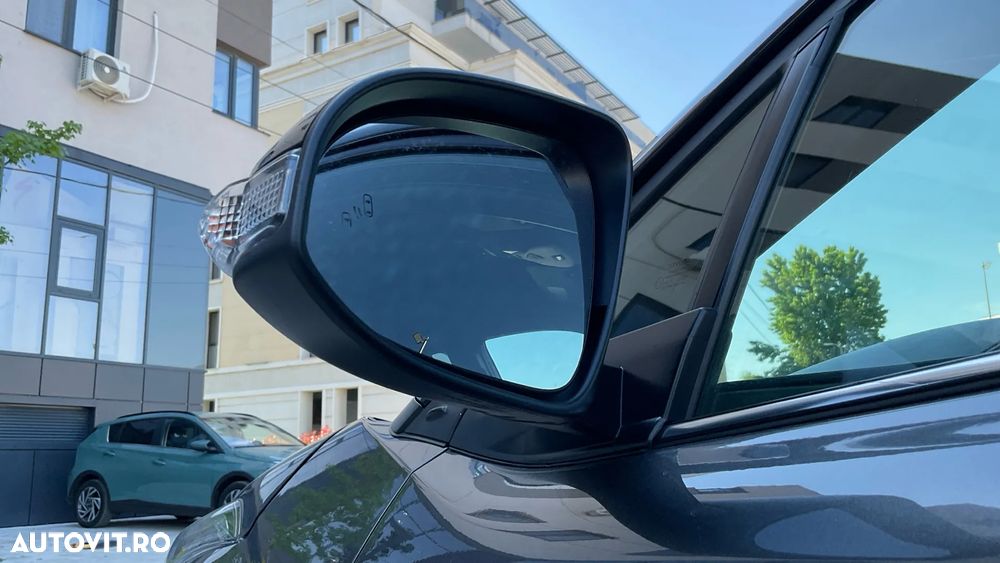 Toyota C-HR 2.0 HSD 184 CP 4x2 CVT Style - 37