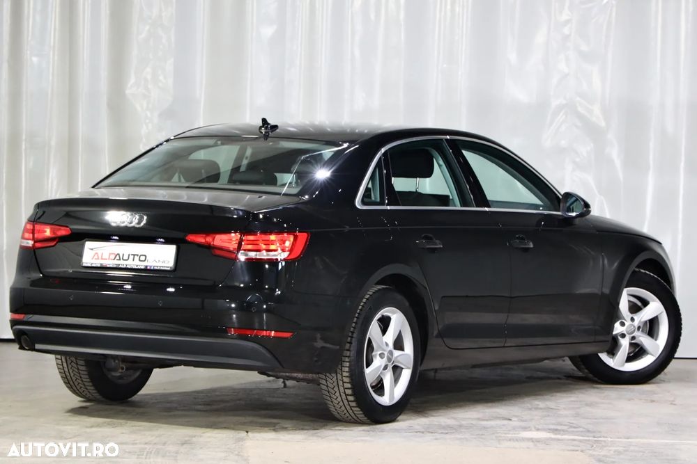 Audi A4 2.0 TDI DPF Ambiente - 2