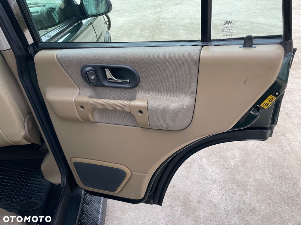 Land Rover Discovery - 16