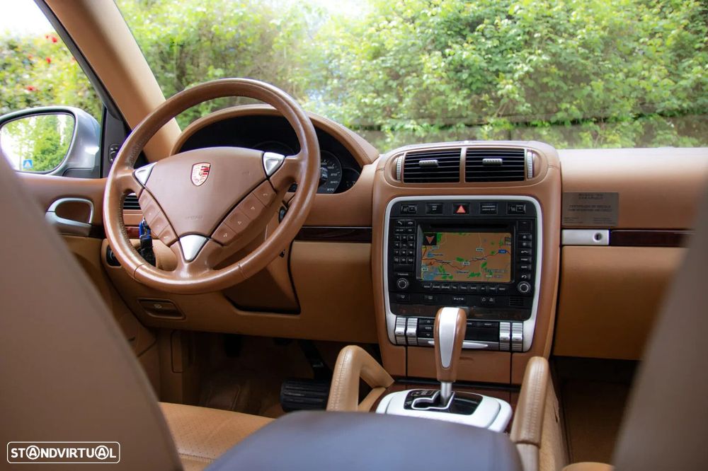 Porsche Cayenne Tiptronic - 50