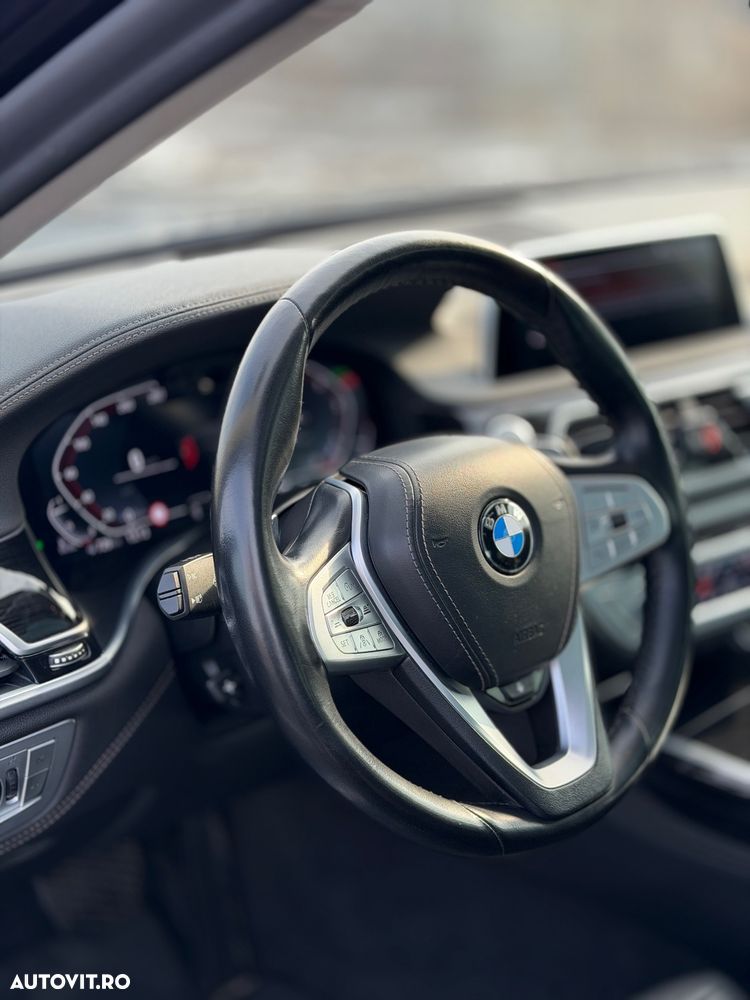 BMW Seria 7 740d xDrive MHEV - 7